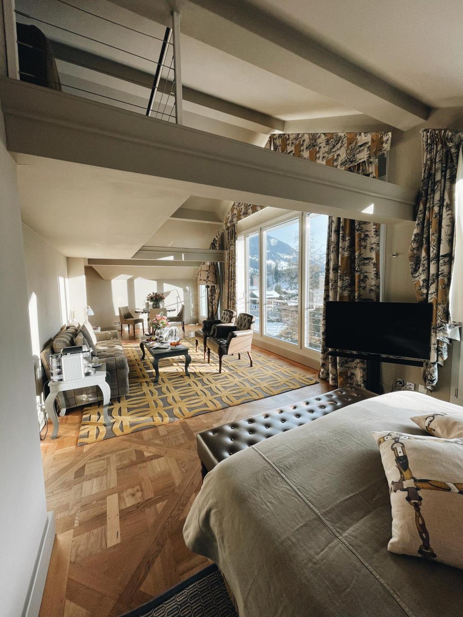 Le Grand Bellevue Hotel Gstaad Bagian luar foto